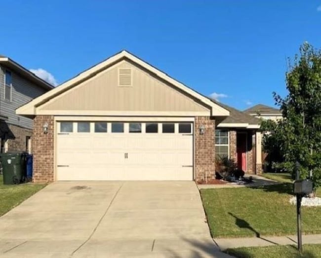 Photo - 135 Joe Fletcher Dr House