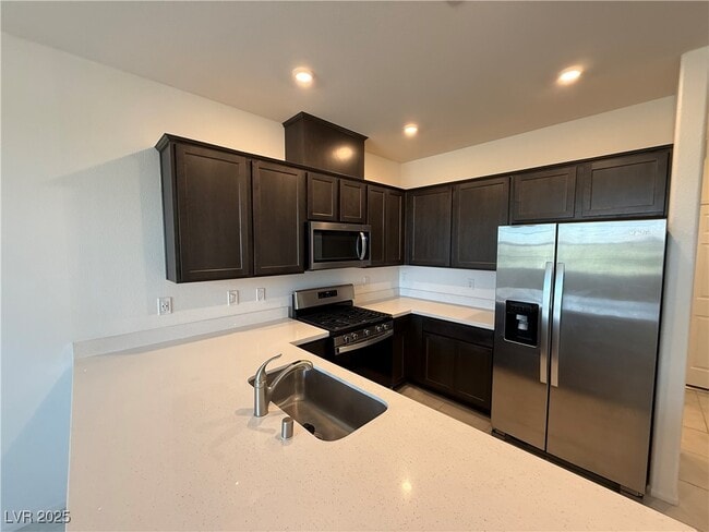 Building Photo - 508 Ylang Pl Rental