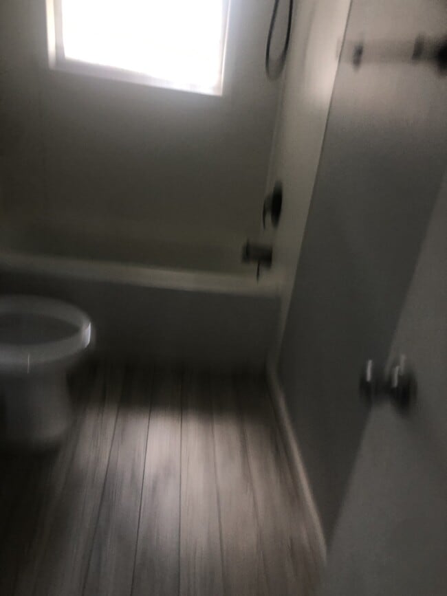 Photo - 185 College Ave