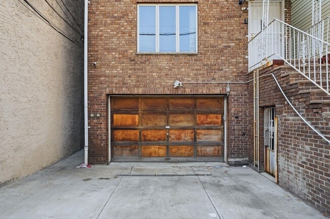 Photo - 443 Palisade Ave Unit 1