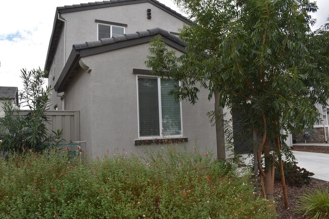 Photo - 8168 Oxbow Landing Loop