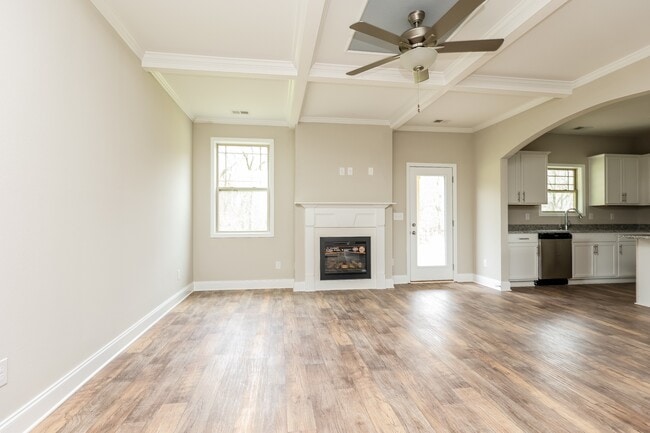 Photo - 1180 Black Oak Cir