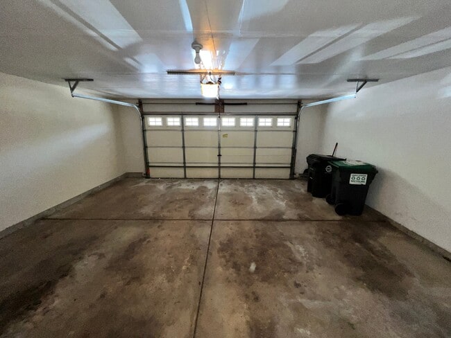 Photo - 806 Lewisburg Ln