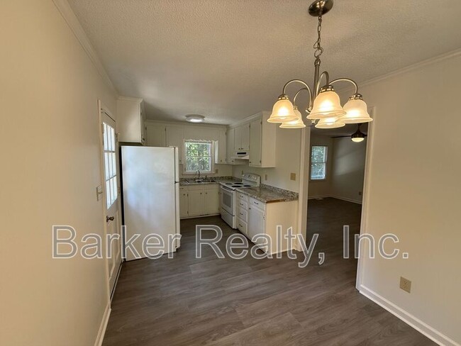Photo - 1506 Mc Donald Ave