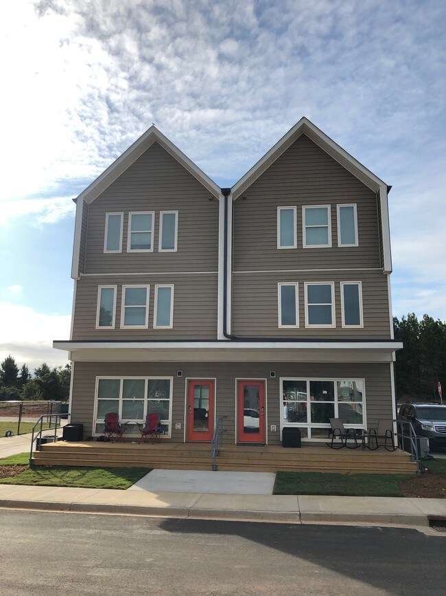 EPOCH Clemson Apartments Seneca, SC