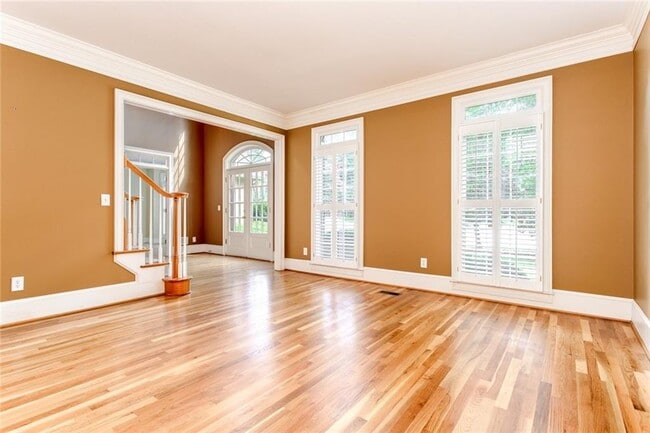 Photo - 5020 Greatwood Ln