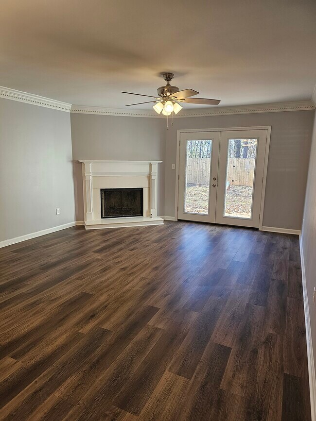 3511 Wildewood Dr Townhome Townhome Rental in Pelham AL