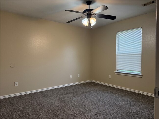 Photo - 234 Graystone Cir