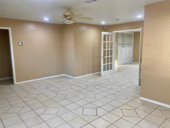 Photo - 7868 Broadview Dr