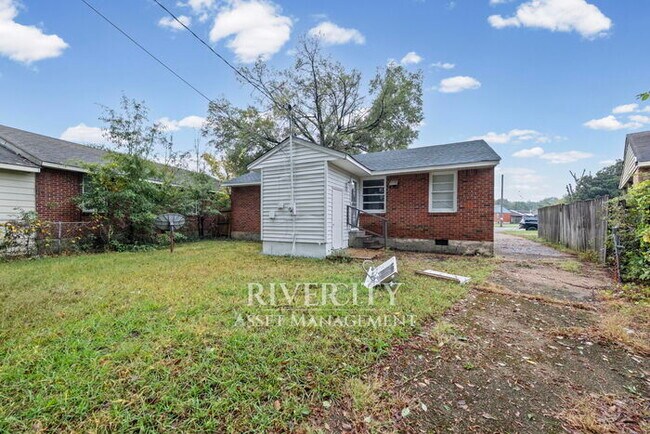 Photo - Berclair Beauty: Newly Renovated 3 Bed, 2 ...