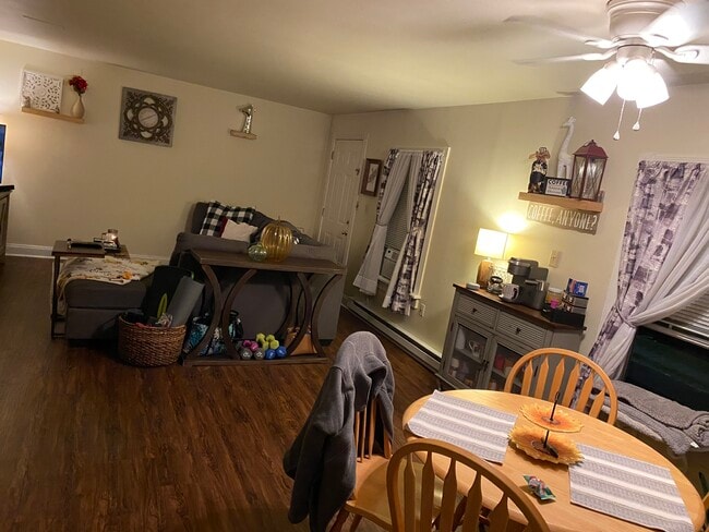 Open concept living room/dining room - 202 7th St Unit #202