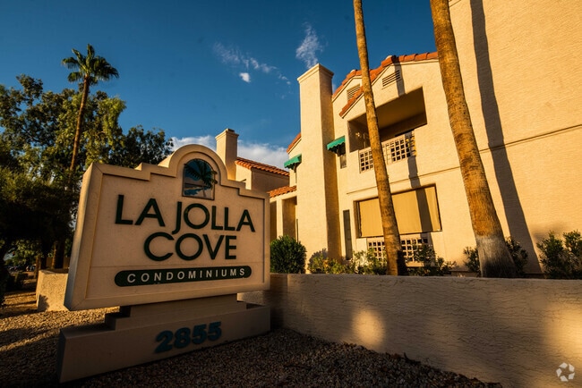 Building Photo - 2 Bedroom 2 Bath in Mesa Rental