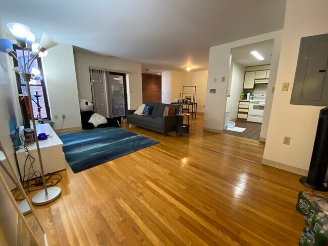 Photo - 79 Gainsborough St Condo Unit 305
