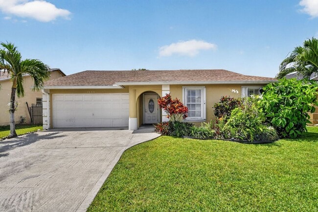 Building Photo - Sophisticated 3BD/2BA Single-Family Home in the Heart of Greenacres Gated Community