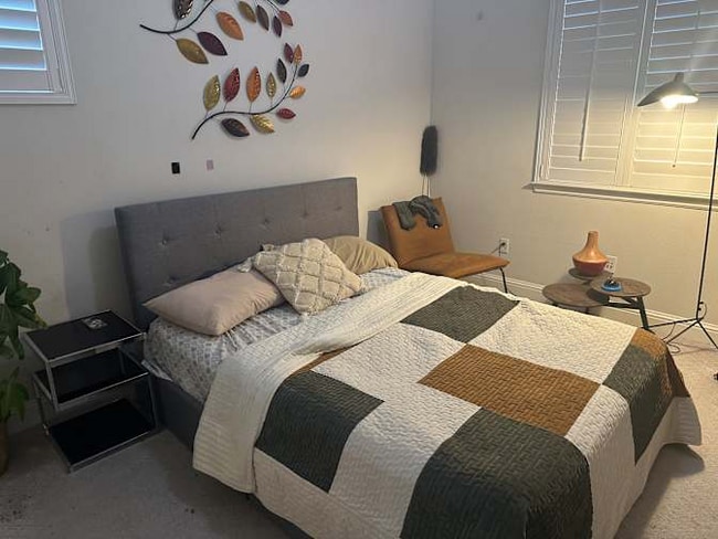 Photo - 1132 Chancery Way