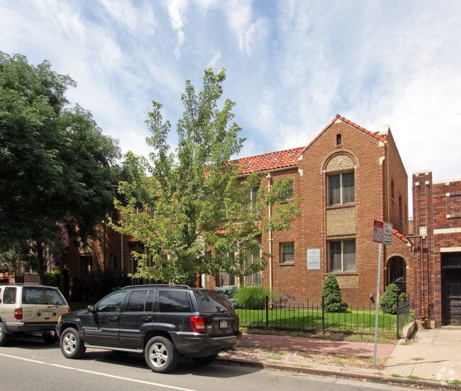 Building Photo - The Gardenia Rental
