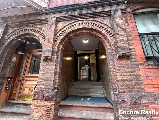 Photo - 15 Garrison St Unit 6