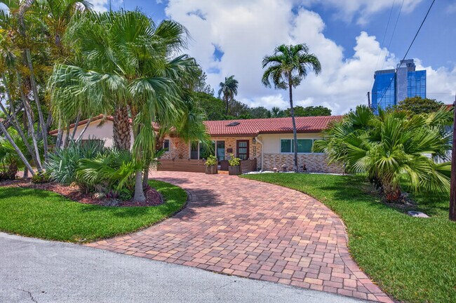 Photo - 1571 SE 24th Ave
