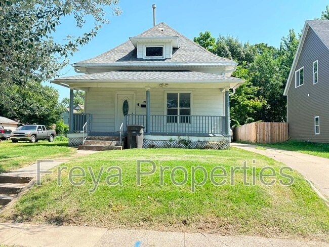 Building Photo - 1429 12th St