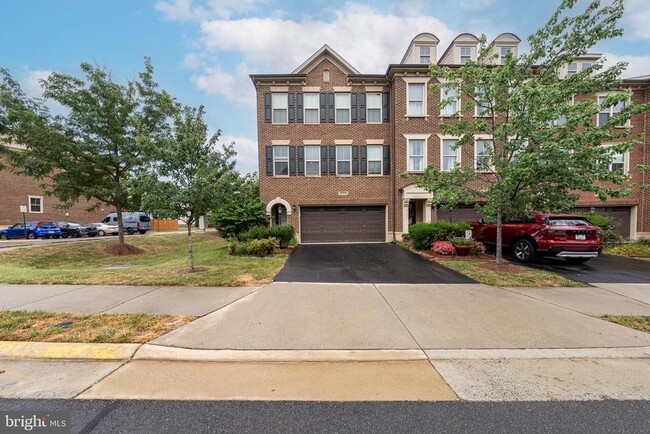 Building Photo - 42541 Dreamweaver Dr Rental