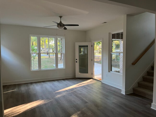 Photo - 432 Bluegrass Ave