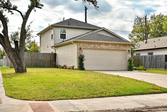 Photo - 5046 Van Fleet St