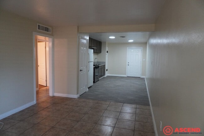 Photo - 821 Oregon St Unit 821 Oregon #D