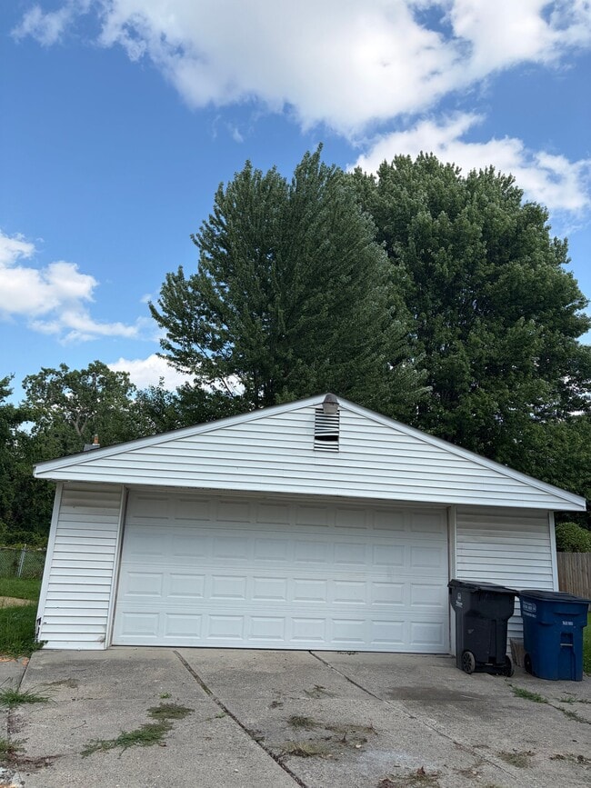 33569 Berville Ct