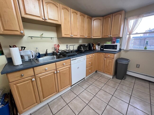 Photo - 639 Somerville Ave Unidad #2 Rental