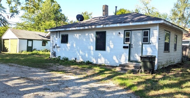 Building Photo - 1237 Francis Ave Rental