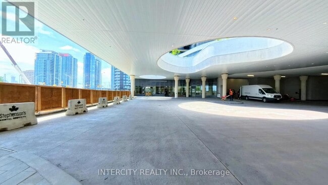 Photo - 5105 Hurontario St Unit 1712