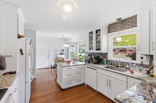 Photo - 601 Winged Foot Ct