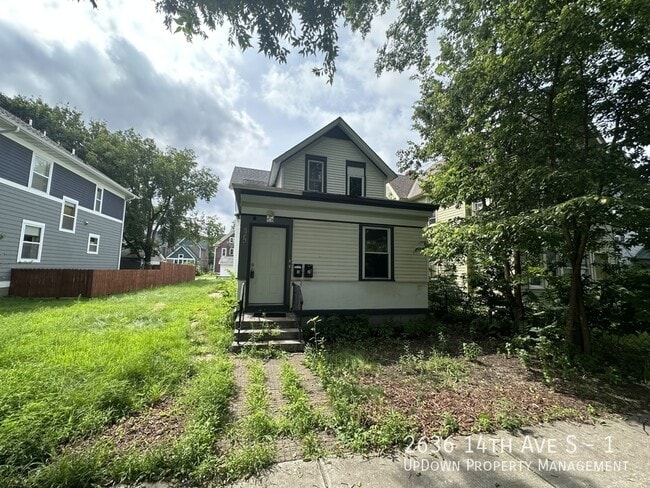 Building Photo - 2636 14th Ave S Unit 1 Rental