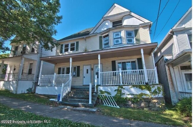 Photo - 261 Dana St
