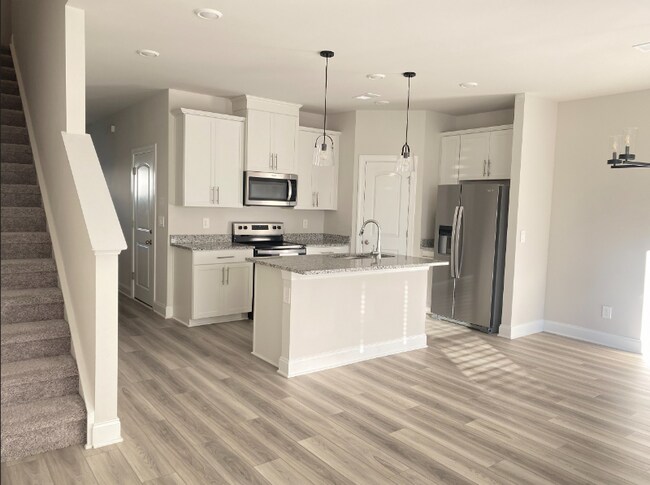 Photo - 4550 Skywood Ln