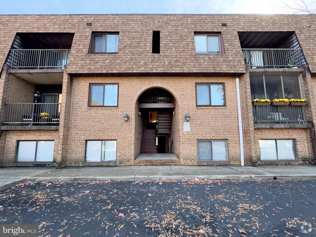 Building Photo - 316 White Horse Pike Unit 209 Rental