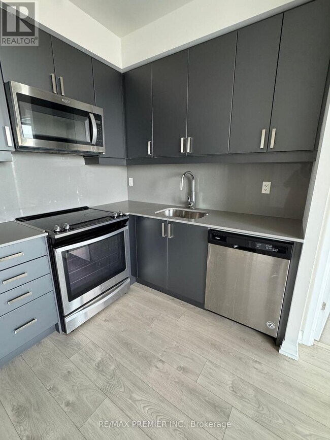 Photo - 7895 Jane St Unit 614