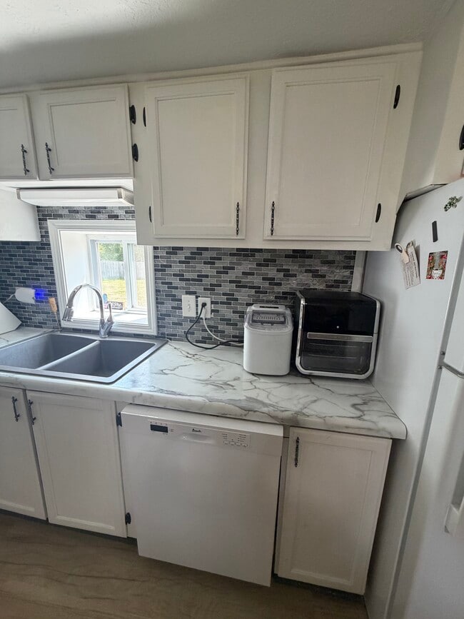 Photo - 253 Bendon Rd