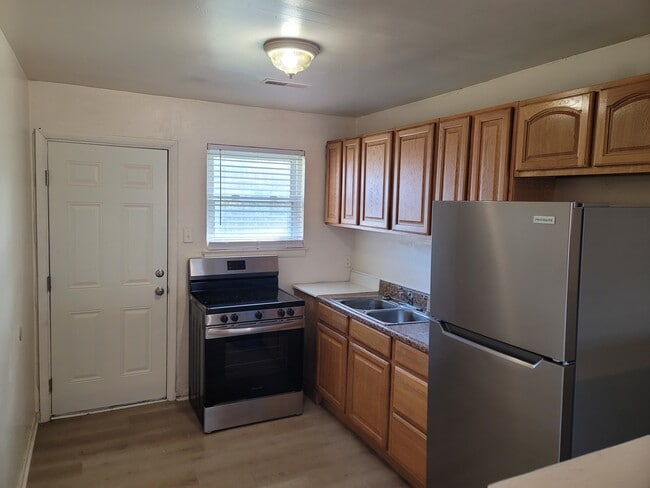 Photo - 612 N Kelly St Unit Apt A