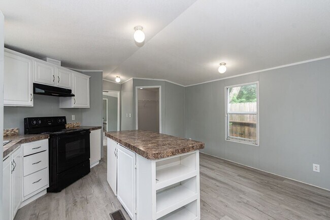 Photo - 230 3rd St Casa