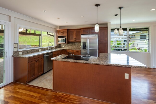 Photo - 4532 Malulani St