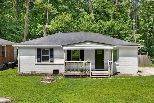 Building Photo - 2931 Diana Dr SW