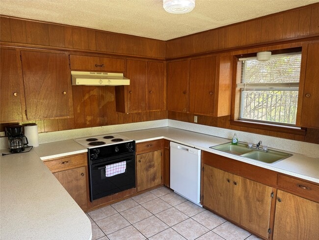 Photo - 1905 10th St