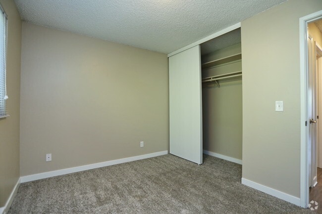 Crestwood Apartments