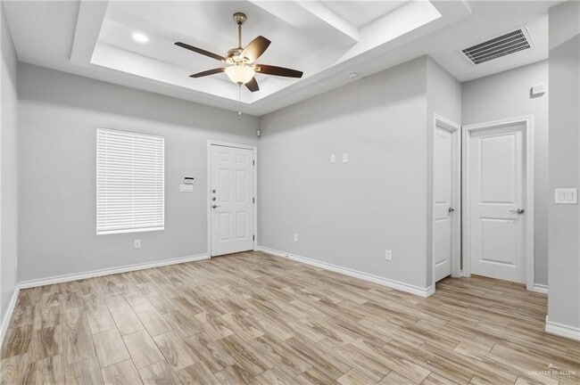 Photo - 2809 E Israel Ave