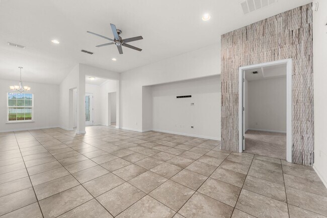 Photo - 11597 Paceys Pond Cir