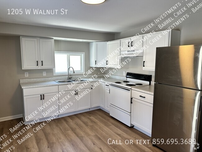 Building Photo - 2-Bed 1-Bath - New Kitchen and Bathroom Rental