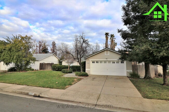 Photo - 1117 Grouse Dr