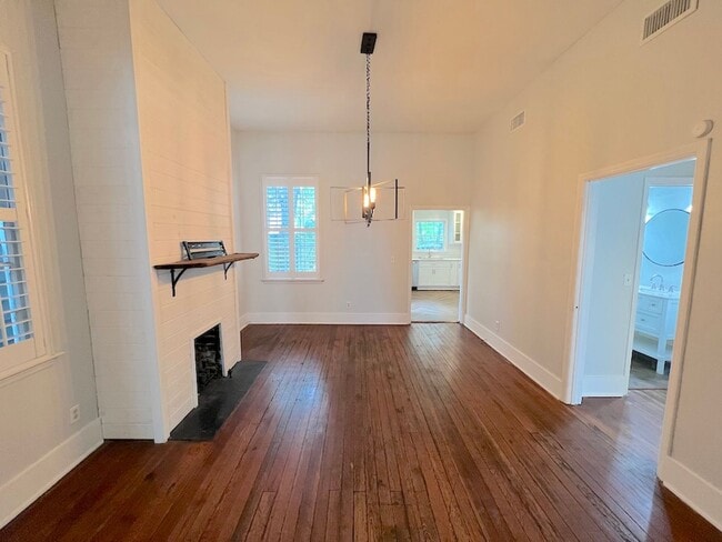 Photo - 2 BED | 2.5 BATH | DOWNTOWN LIVING | PRIVA...