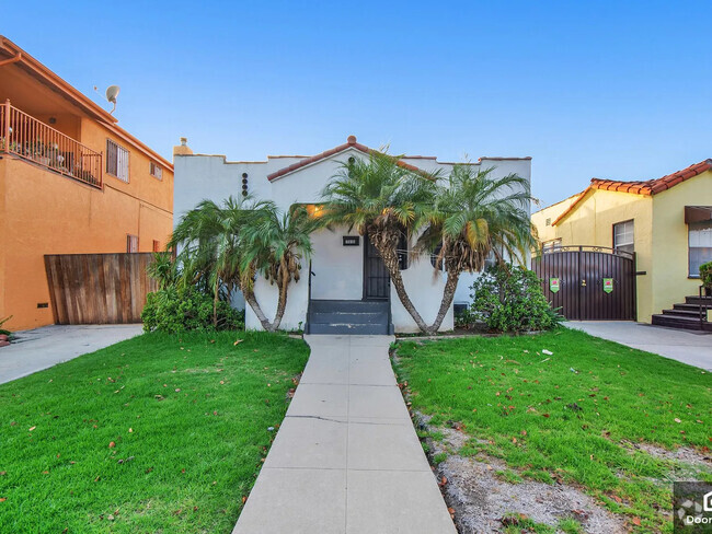 Building Photo - 7315 S Harvard Blvd Rental